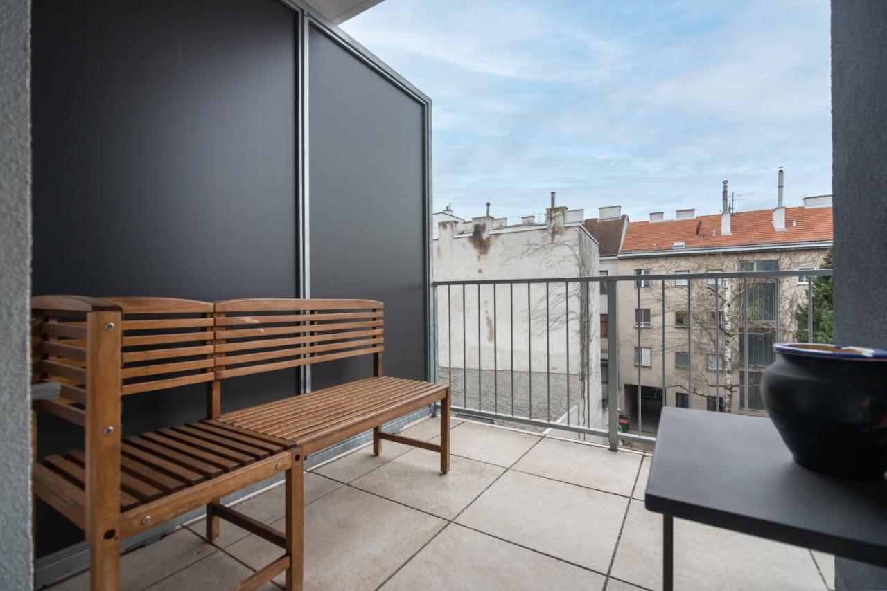 Ruhig, Hell Und Neu Mit Garage Apartment Vienna Exterior photo